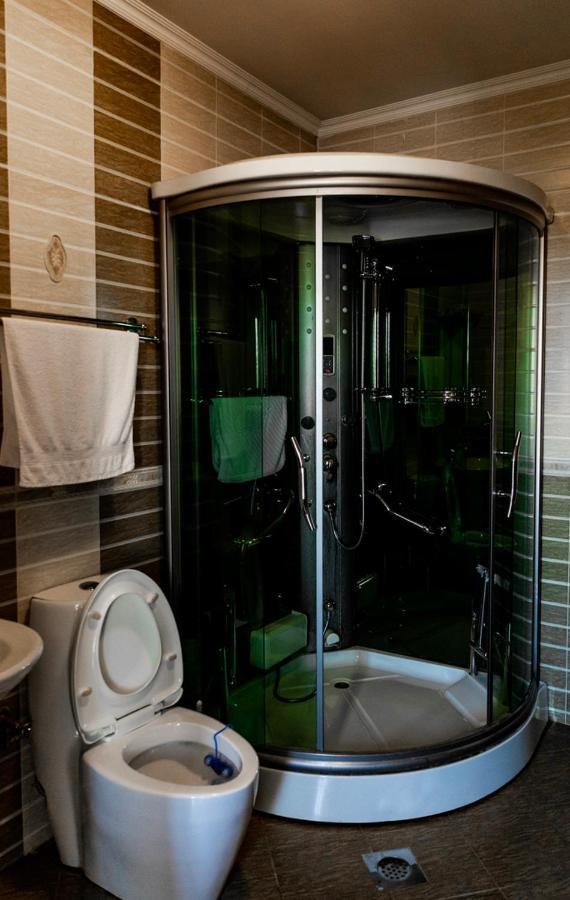 Boutique Hotel Igmas, Prishtina Pristina Kültér fotó